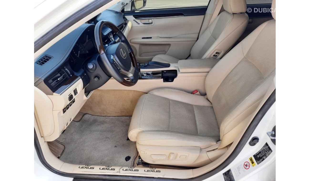 Lexus ES350 Lexus ES350 GCC 2013  First owner Panoramic roof for sale