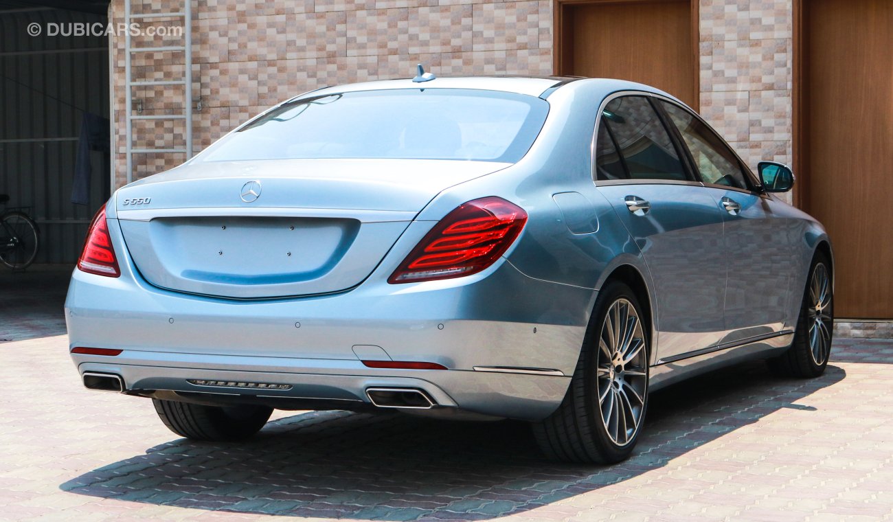 مرسيدس بنز S 550