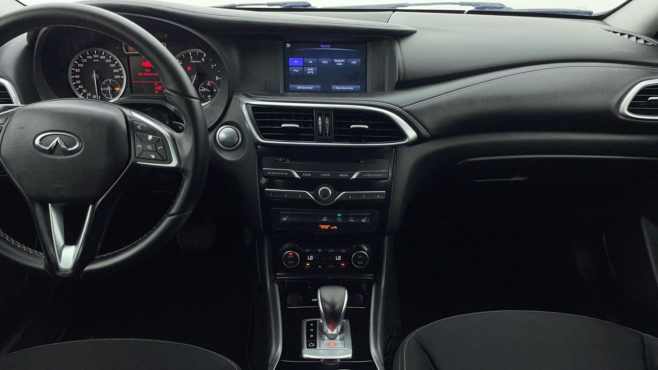 إنفينيتي Q 30 COMFORT 1.6 | بدون دفعة مقدمة | اختبار القيادة في المنزل