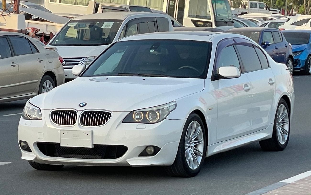 بي أم دبليو 525i STD