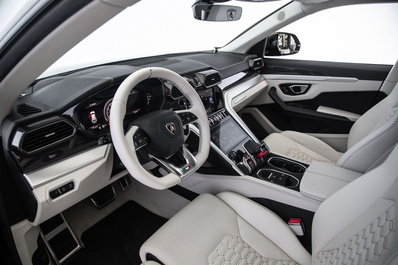 Lamborghini Urus Std