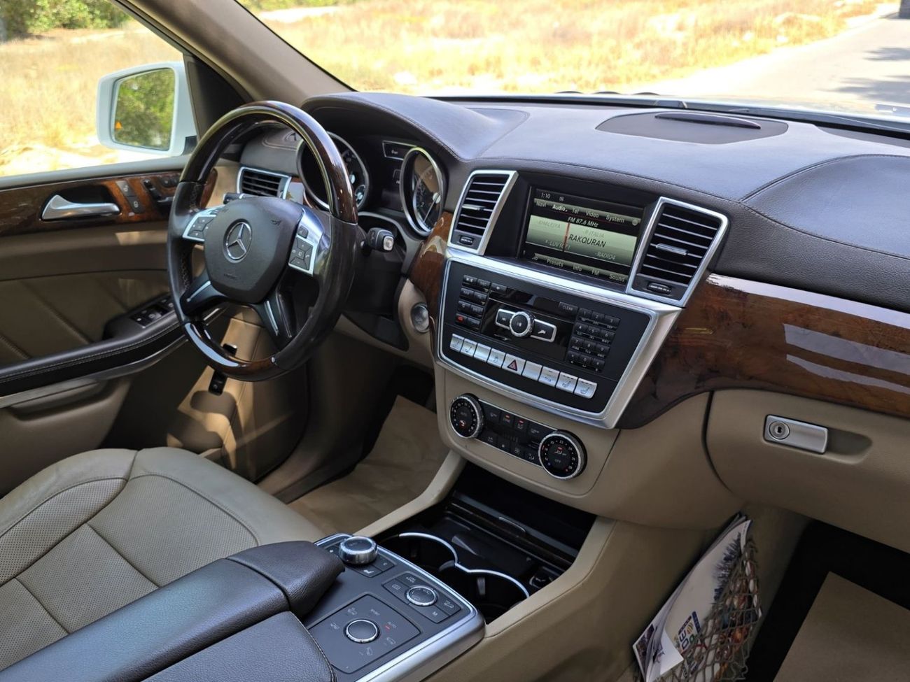 Mercedes-Benz GL 500 Std 4.7L MERCEDES GL-500 2014 GCC // FULL OPITION // ACCIDENT FREE // PERFECT CONDITION