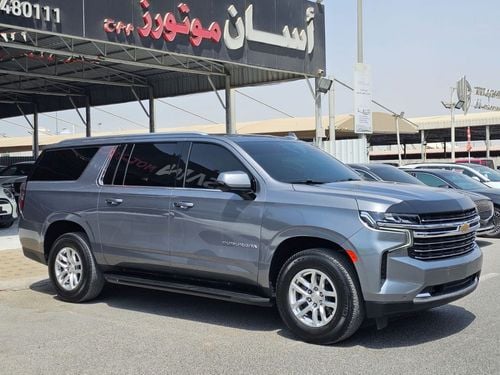 Chevrolet Suburban LT 5.3L RWD