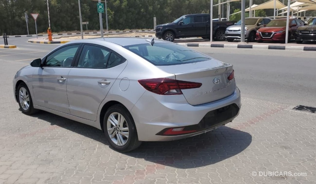 Hyundai Elantra SE - New Shape