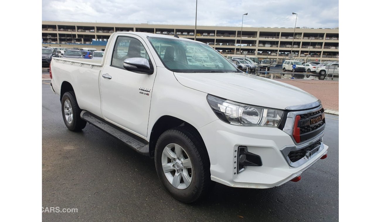 Toyota Hilux DIESEL MANUAL 2.8L 4X4 SINGLE CABRIGHT HAND DRIVE