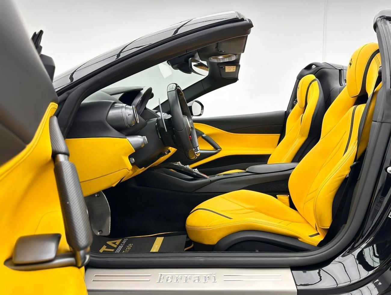 فيراري 812 GTS GTS 2020 Ferrari 812, Dec/2026 Ferrari Warranty, Nov/2027 Ferrari Service Contract, GCC
