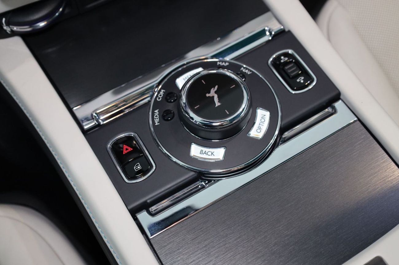 رولز رويس واريث 2020 Rolls Royce Wraith Kryptos Collection 1 of 50, Full Body PPF, GCC Specs!!