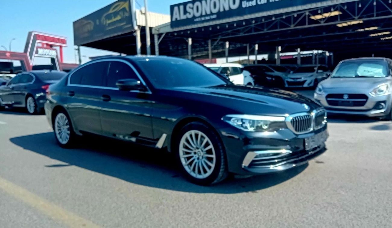 بي أم دبليو 520i Std 2.0L