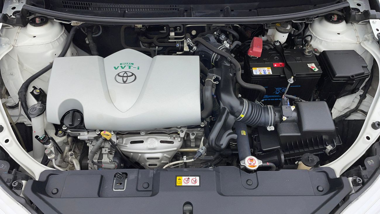 تويوتا يارس SE 1.5 | بدون دفعة مقدمة | اختبار قيادة مجاني للمنزل