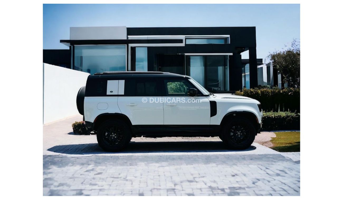 New AED 6,220 PM LAND ROVER DEFENDER 110 SE 3.0L I6 4WD BRAND NEW