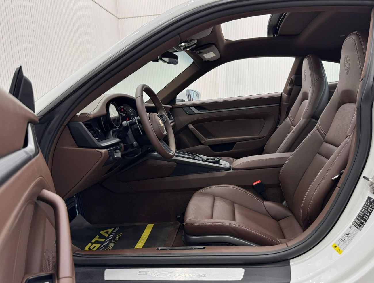 Porsche 911 Carrera 3.0L (444 HP) Convertible 2024 Porsche 911/992 Carrera, 2026 Porsche Warranty, Full Porsche