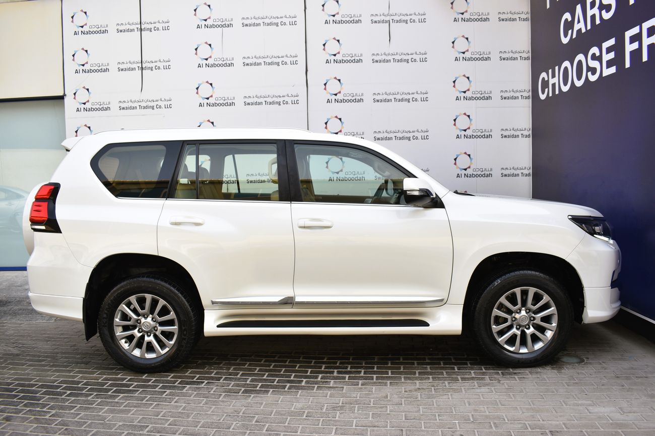 Toyota Prado AED 2599 PM | 4.0L VXR V6 4WD GCC WITH DEALER WARRANTY