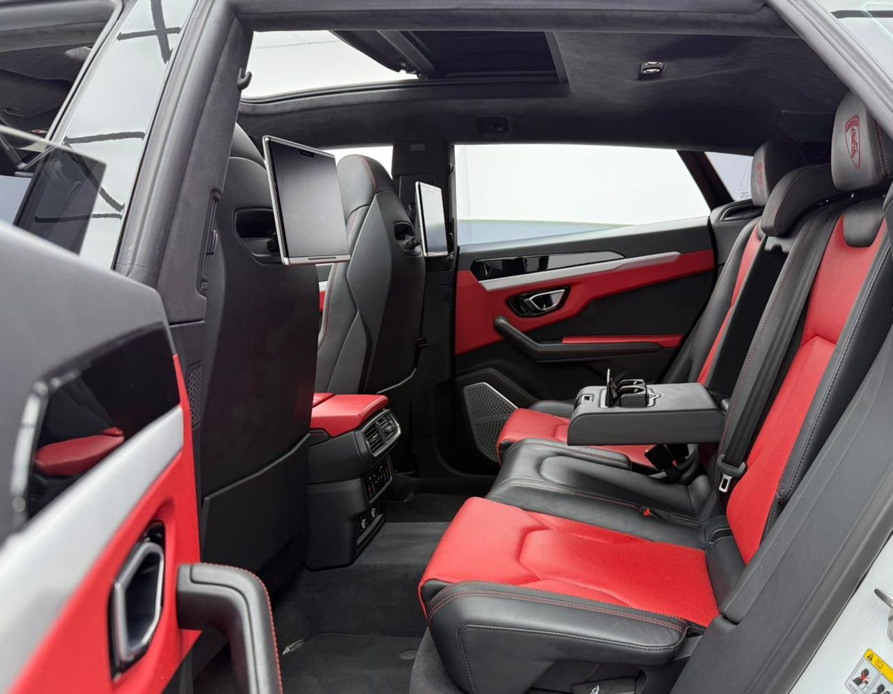 Lamborghini Urus STD 4.0T V8 2019 Lamborghini Urus ,Warranty ,Full Lamborghini Service History ,Excellent Condition, 