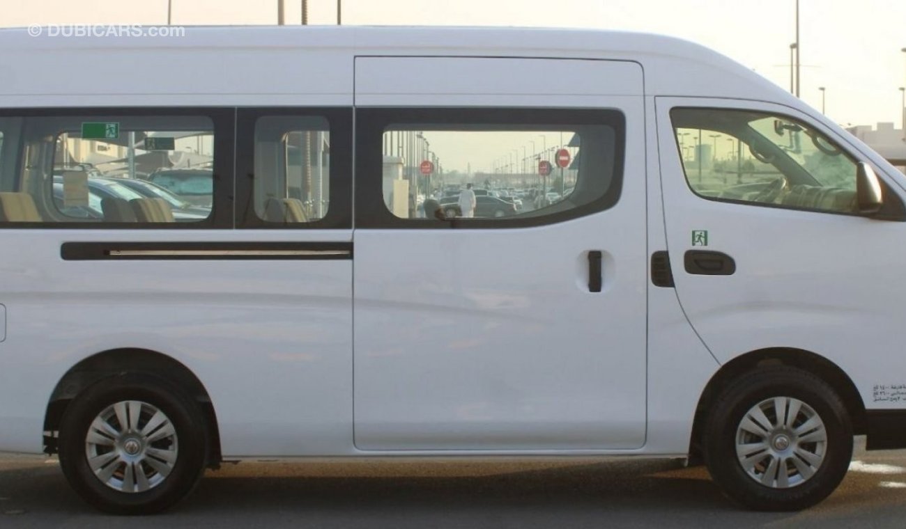 Nissan Urvan Nissan Urvan Hi-Roof 2018 GCC in excellent condition, without accidents, very clean from inside and