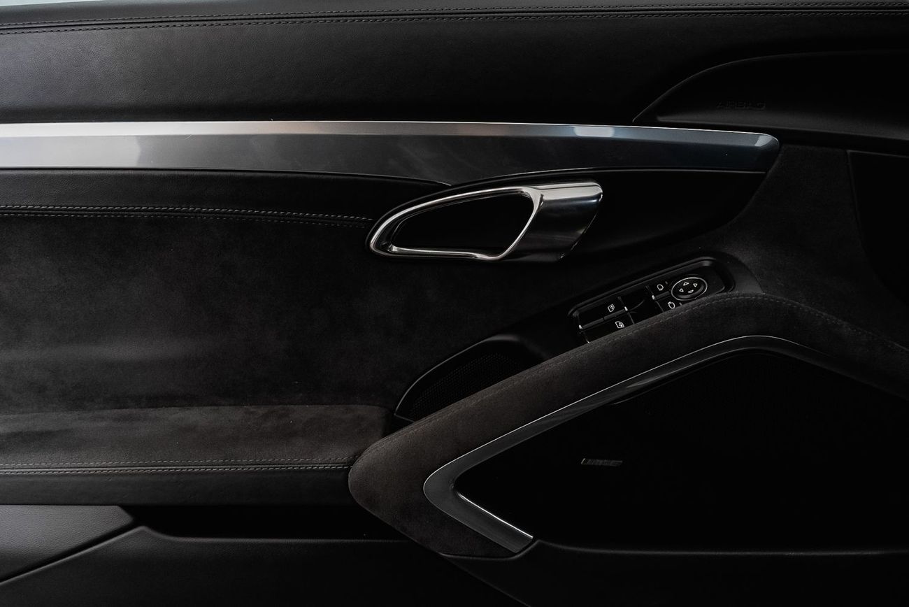 Porsche 718 Boxster GTS 2.5L GTS