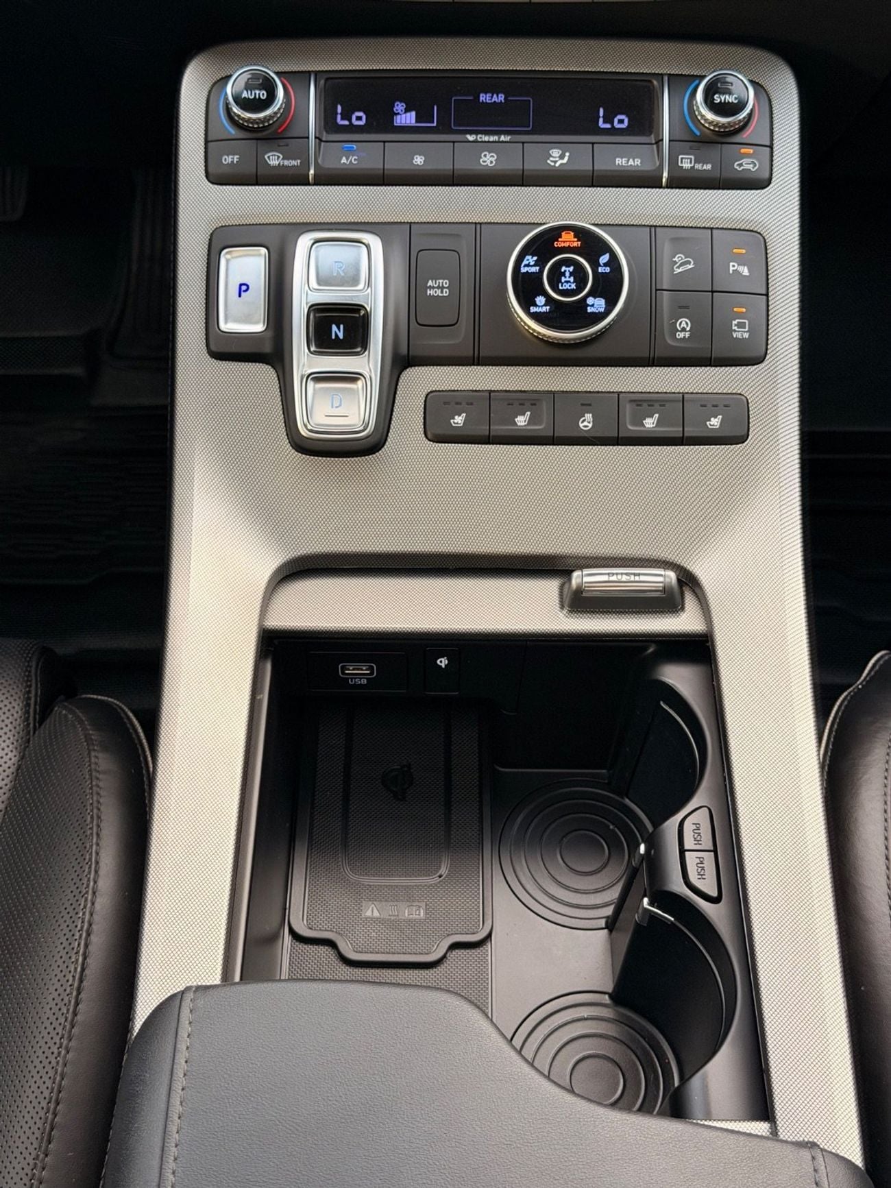 هيونداي باليساد Limited 3.8L / Panoramic, 360 Camera Full option