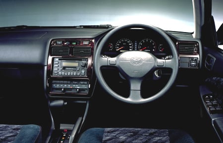 Toyota Carina interior - Cockpit