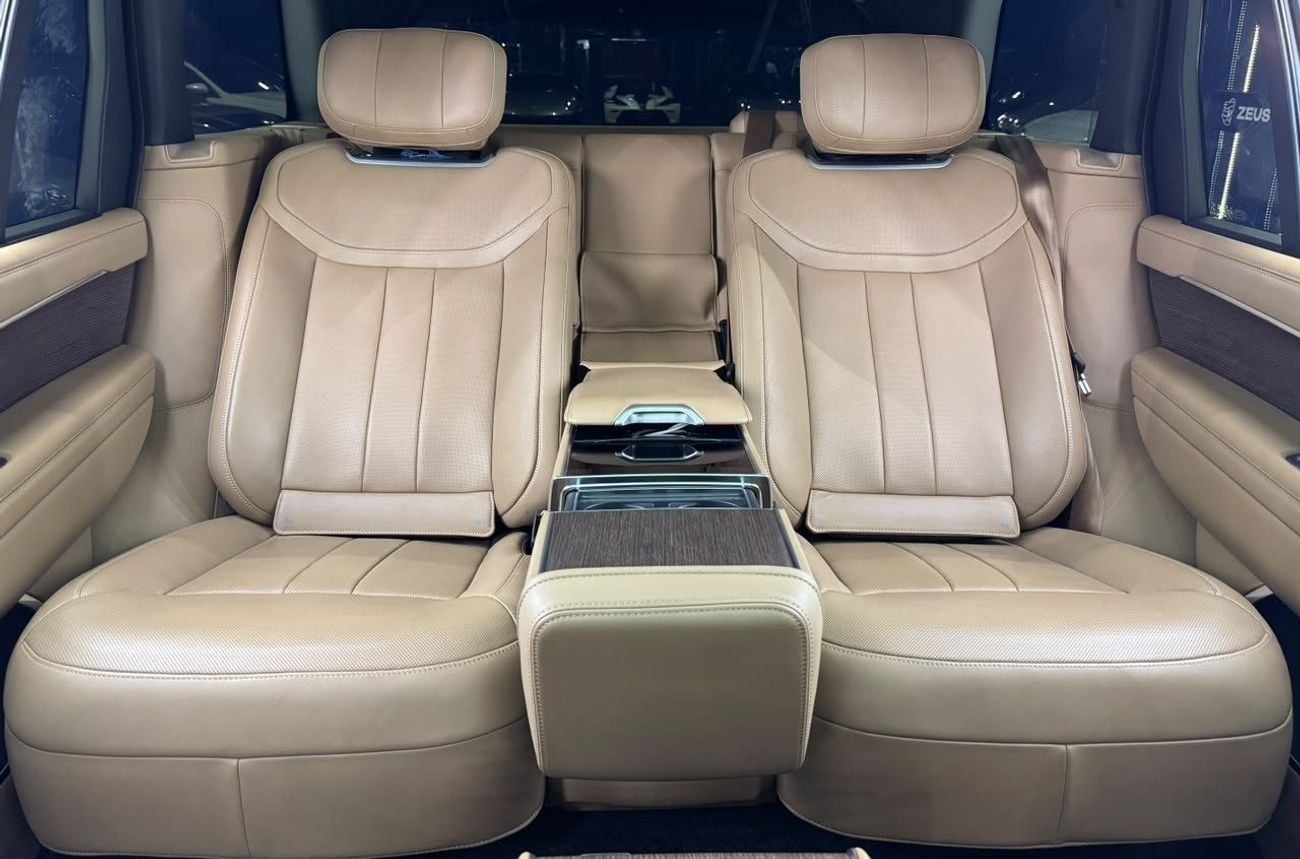 Land Rover Range Rover AUTOBIOGRAPHY LWB P530 TWIN TURBO |LWB | FLAGSHIP LUXURY |GCC | AL TAYER  WARRANTY  & SERVICE2029