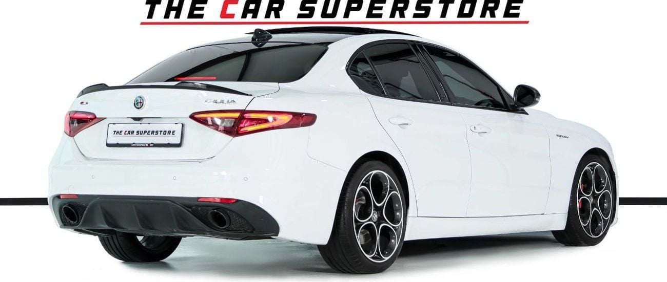 Alfa Romeo Giulia Q2 Veloce-GCC-Gargash Warranty and Service Package-Sports Seats