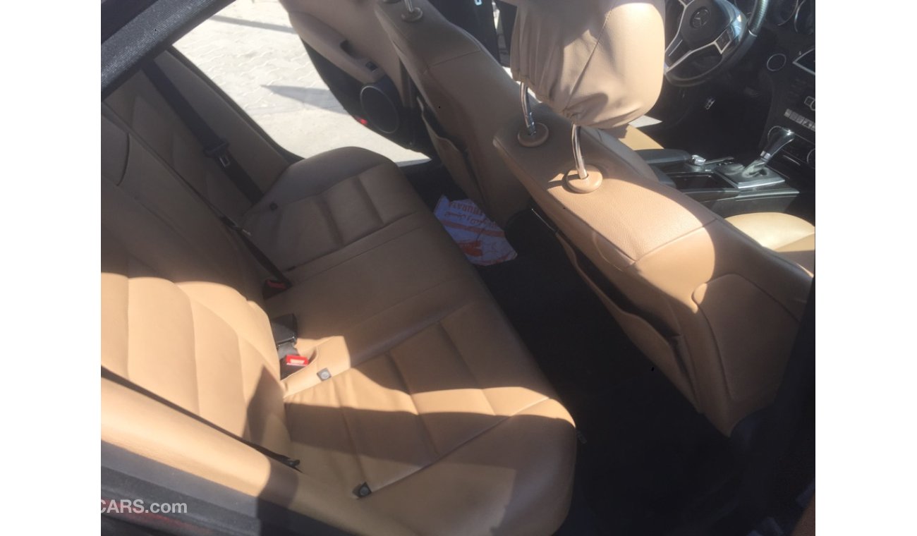 مرسيدس بنز C 300 مرسيدس C300 موديل 2013 خليجي السياره بحاله ممتازه ولا تحتاج اي مصروف فل اوبشن بانوراما ماشي 70الف فق