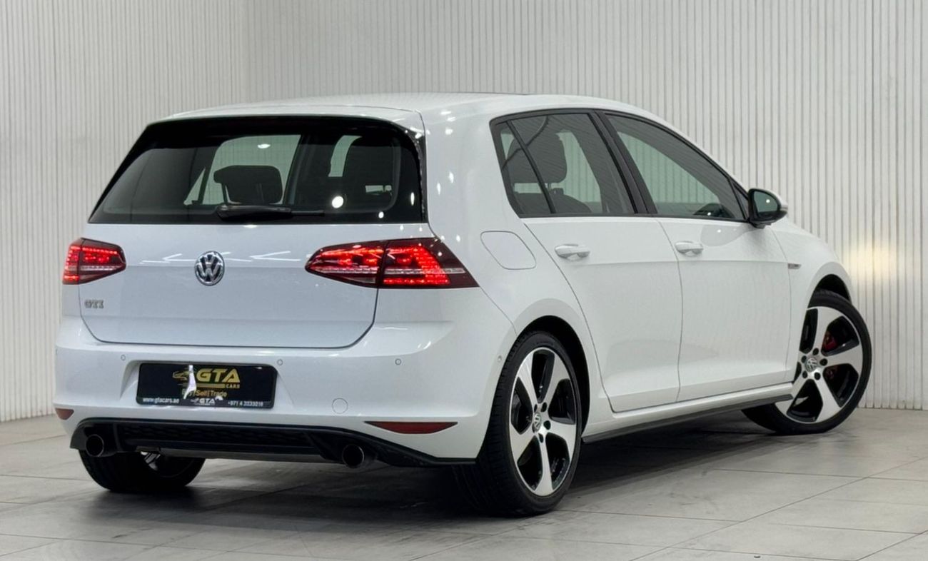فولكس واجن جولف GTI 2016 Volkswagen Golf GTI, Service History, Excellent Condition, GCC