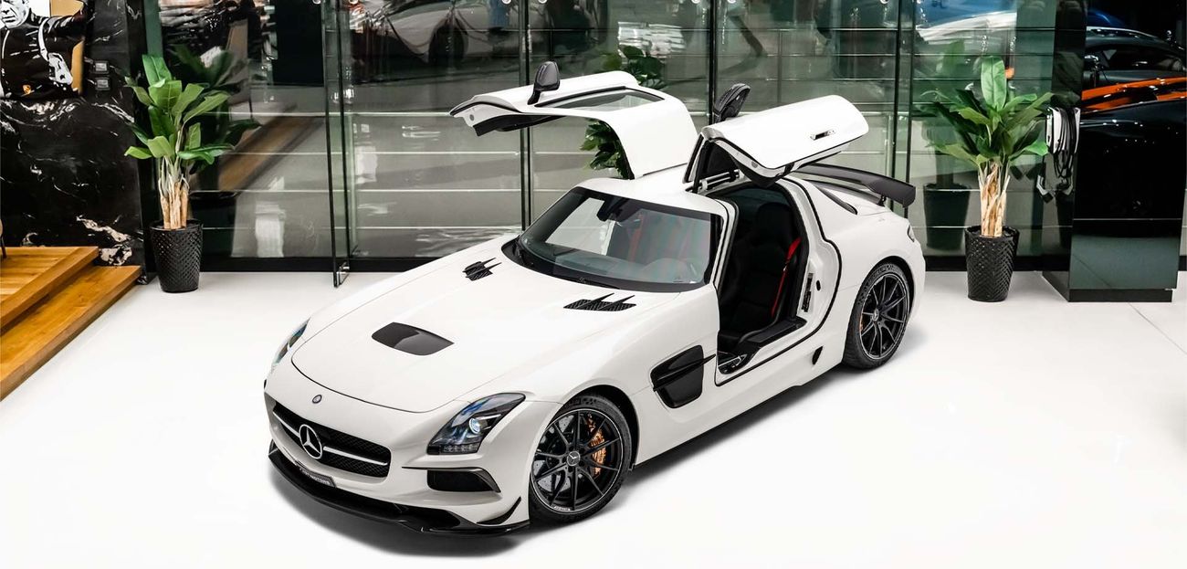 Mercedes-Benz SLS AMG 6.3L V8 Naturally Aspirated Engine