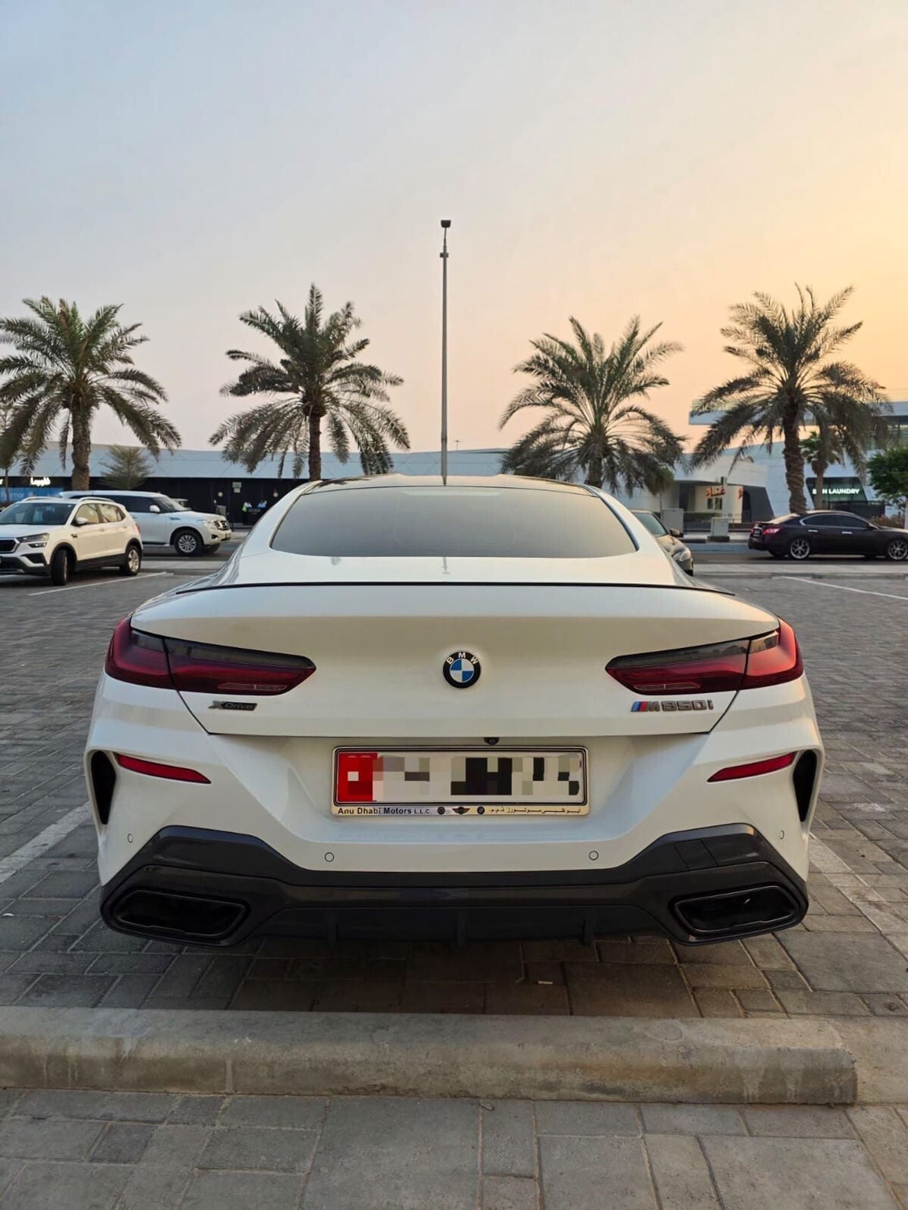 بي أم دبليو M850i إكس درايف xDrive