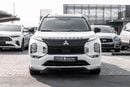 ميتسوبيشي آوتلاندر PREMIUM LAUNCH EDITION GCC Specs - Original Paint Free Accident Excellent Condition
