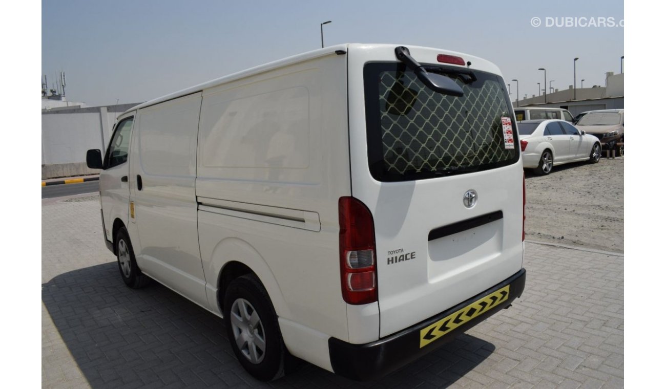 Toyota Hiace GL - Standard Roof Toyota Hiace Std roof Van, Model:2018. Free of accident