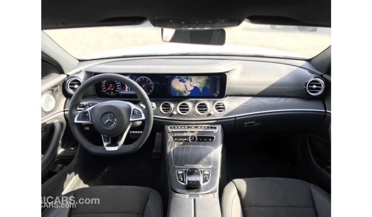 Mercedes-Benz E200 Mercedes-Benz E 200 //2018// full option