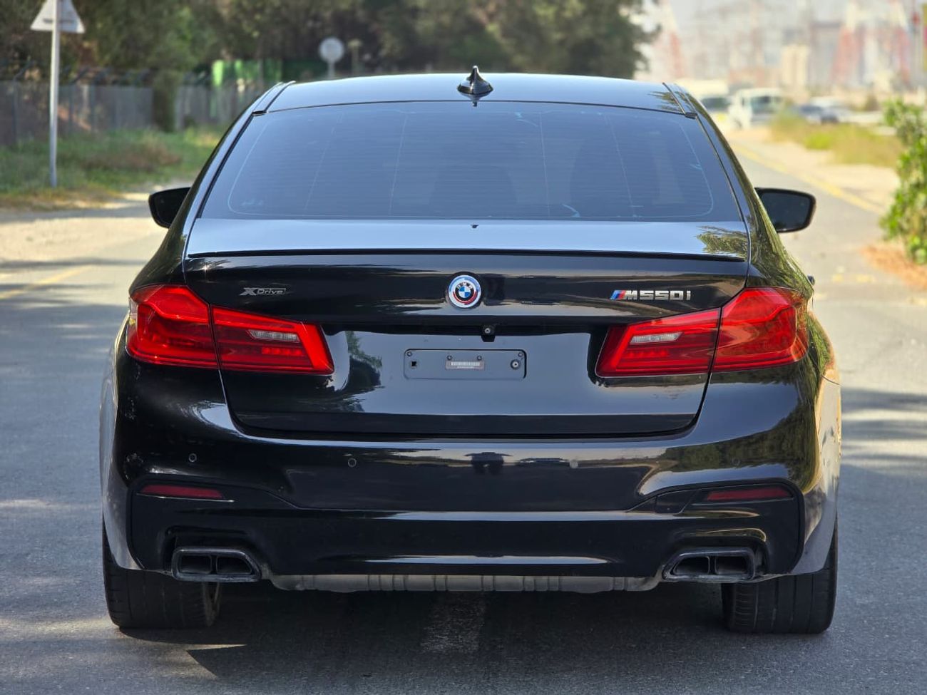 BMW M550i Std 4.4L BMW 550i Xdrive 2018 // ORGINAL PAINT // PERFECT CONDITION // FULL OPITION