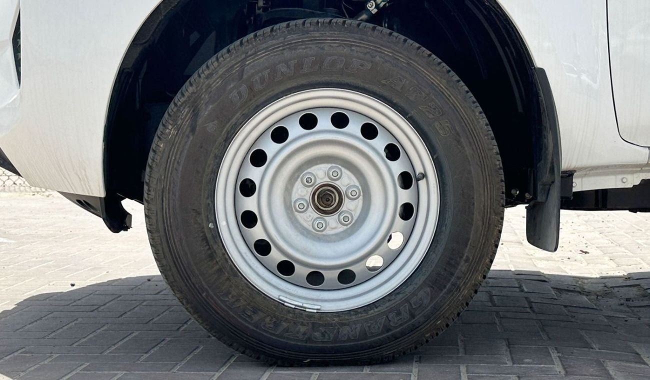 Nissan Navara 2.5D XE D23 4X4 DC PLUS MT