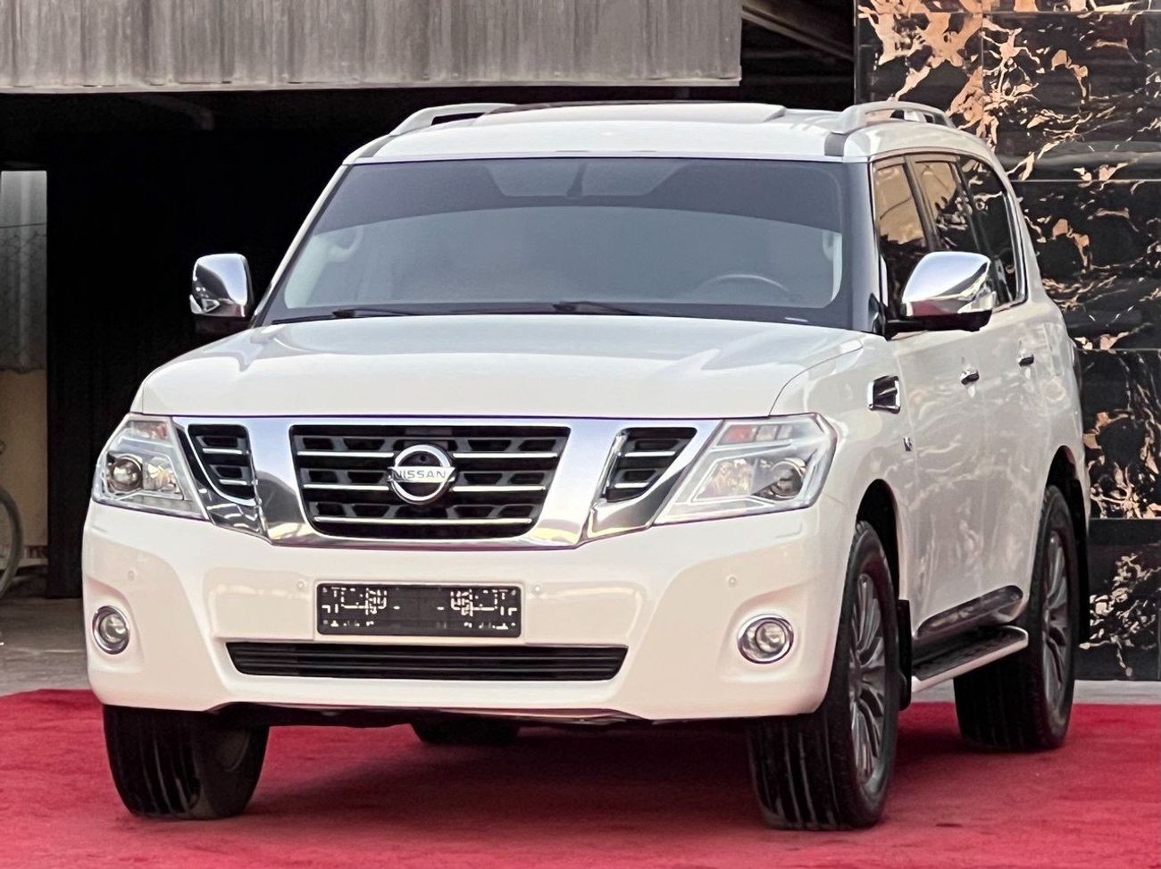 Nissan Patrol SE Platinum 5.6L