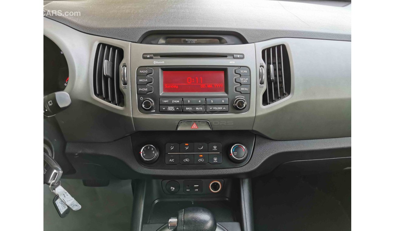 كيا سبورتيج 2.4L, 18" Rims, DRL LED Headlights, Parking Sensor On/Off, Fabric Seats, Bluetooth, USB (LOT # 758)
