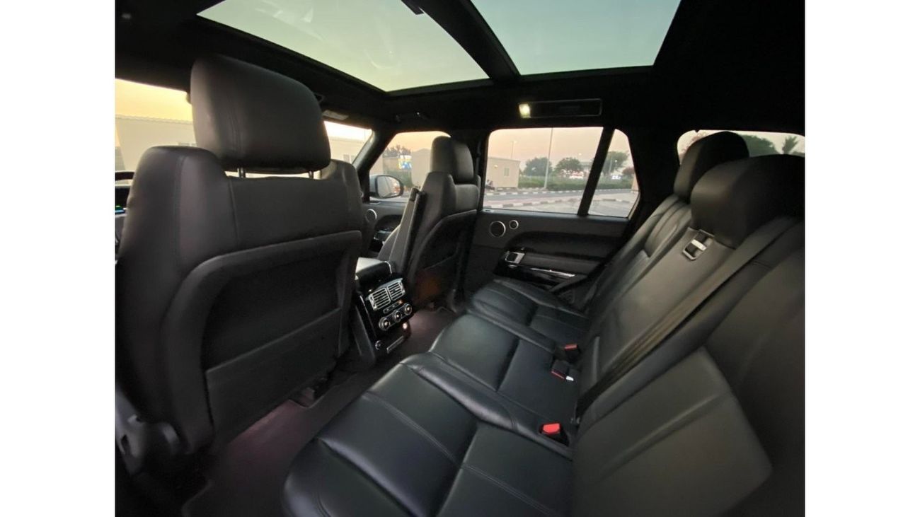 لاند روفر رينج روفر GCC SPEC NEAT AND CLEAN