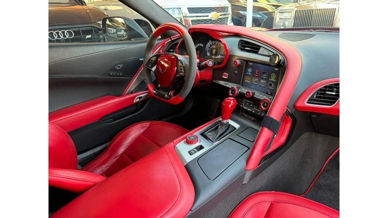 Chevrolet Corvette CHEVROLET CORVETTE C7 GRAND SPORT 2017 GCC FULL OPTION ORIGINAL PAINT PERFECT CONDITION