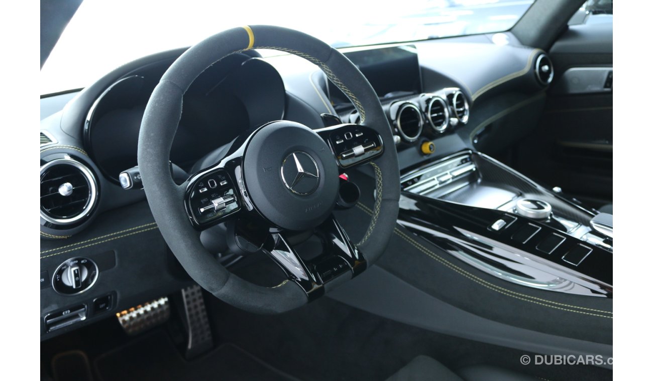 Mercedes-Benz AMG GT-R PRO AMG