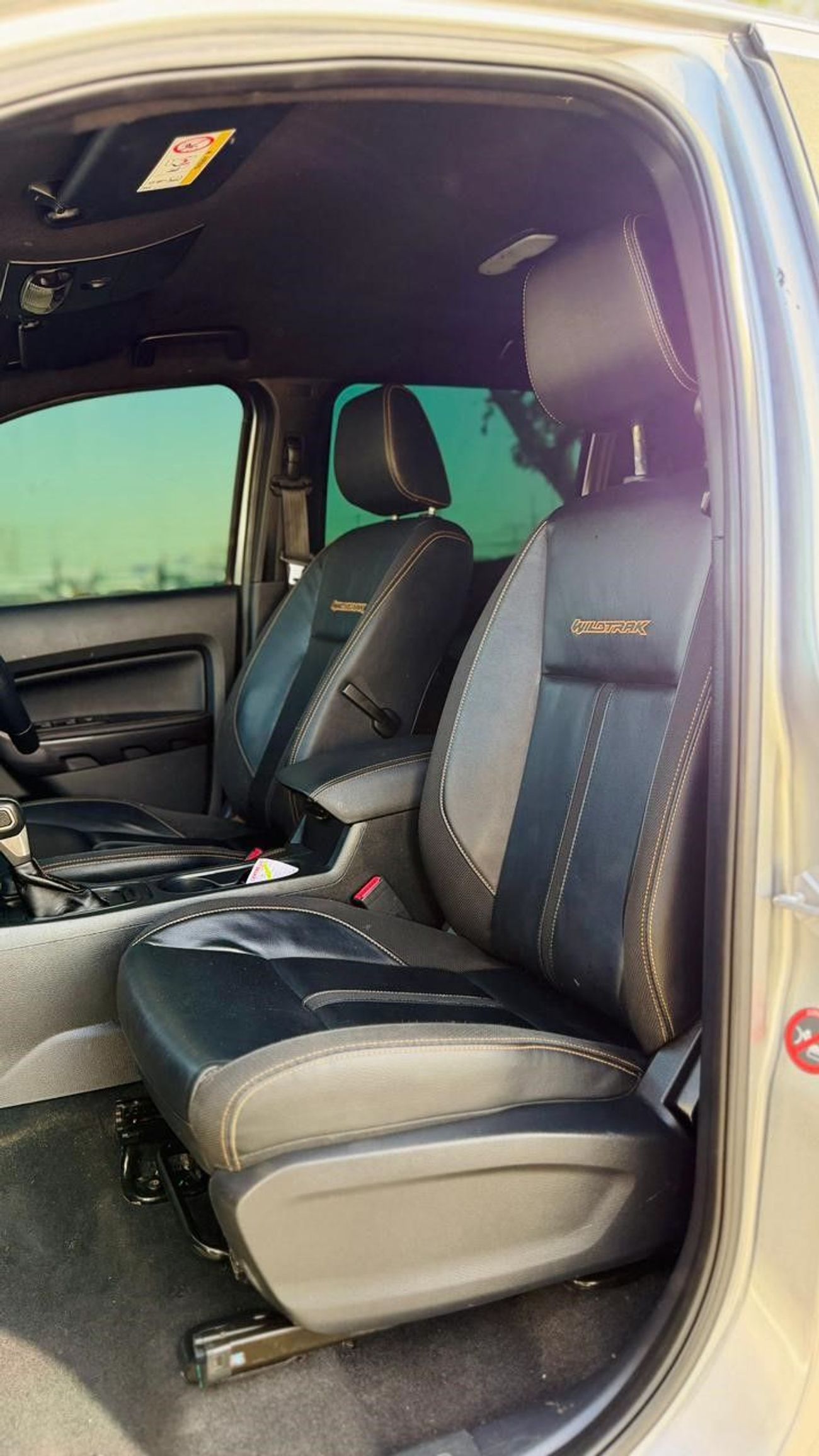 Ford Ranger 2021| 2.0L DIESEL ENGINE | AT | RHD | DOUBLE CABIN | WILDTRAK | ROLL BAR | BOOT SHUTTER | TRUNK BED