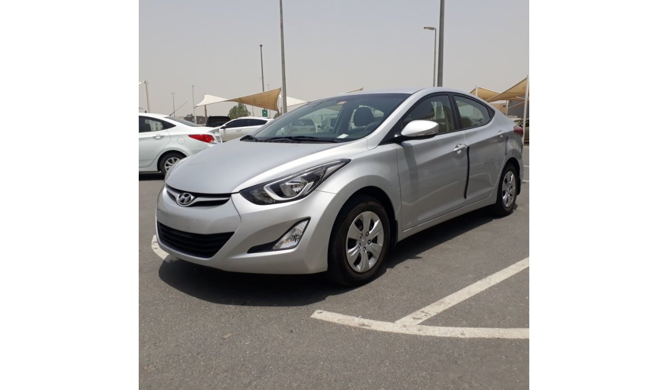 Hyundai Elantra السيارة نظيفه جدا بحاله ممتازه بدون حوادث ضمان شاسيه جير ماكينه