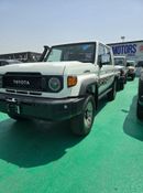 Toyota Land Cruiser Pick Up Std 4.0L Double Cab Utility AWD