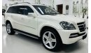 Mercedes-Benz GL 500 Std Grand Edition .. GCC .. Perfect Condition .. AMG .. Top Range