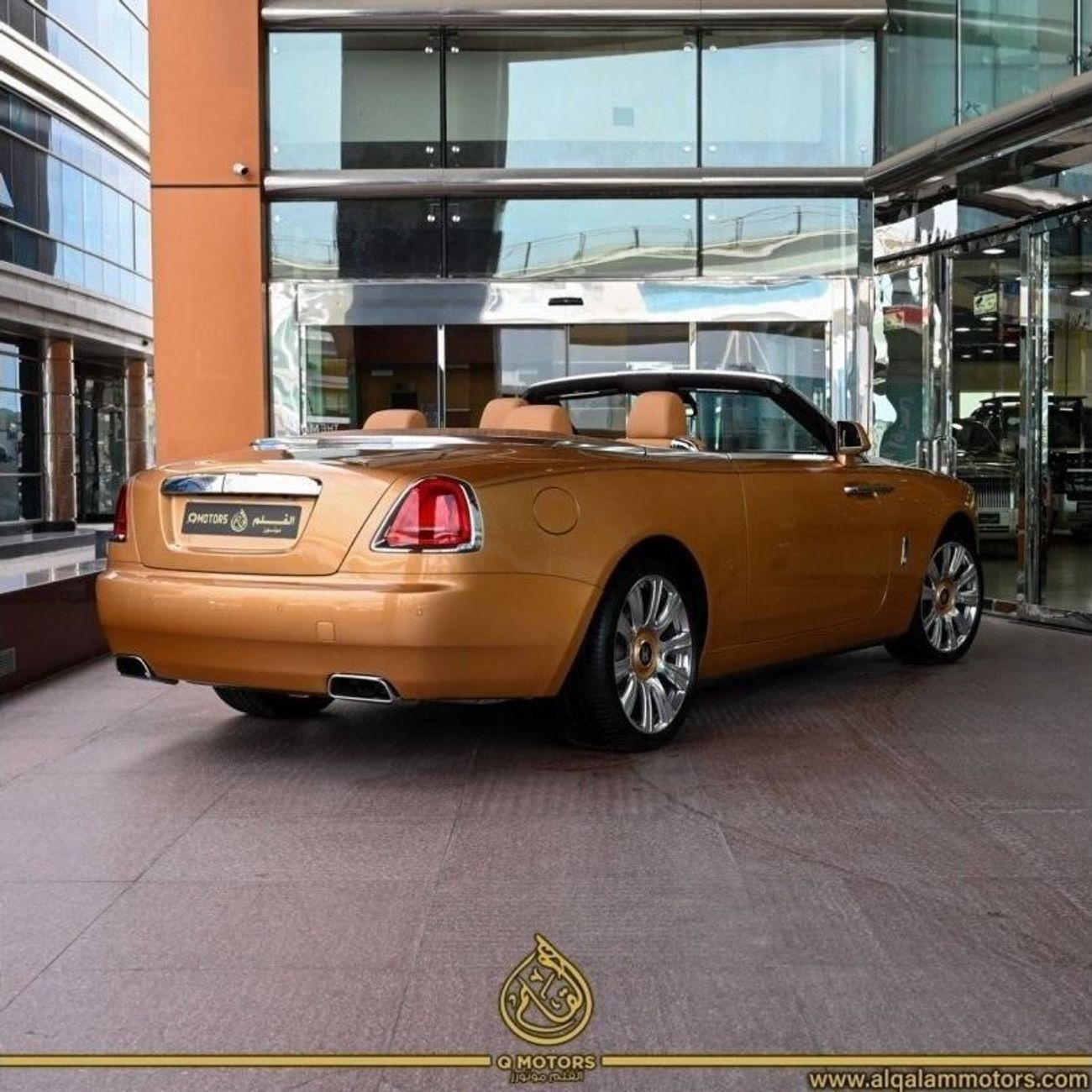 رولز رويس داون Std Std بلاك بادج