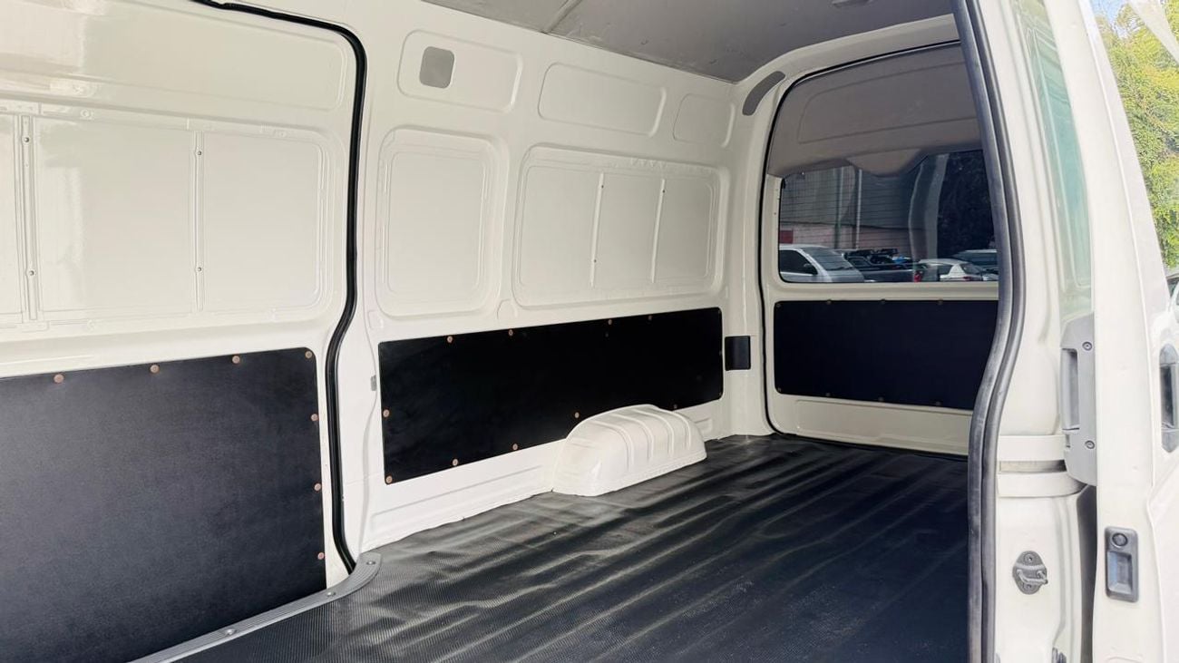 تويوتا هاياس -