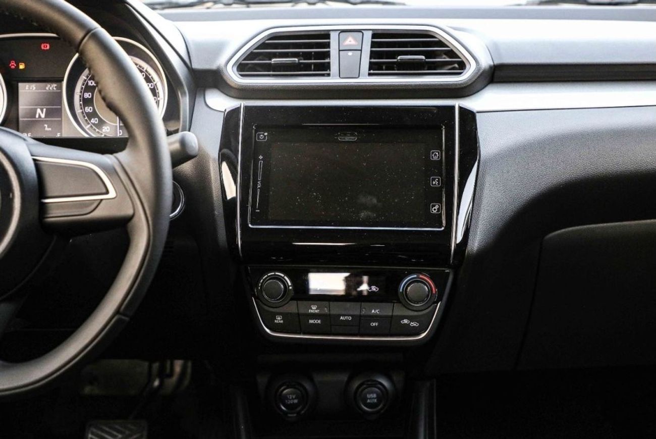 سوزوكي دزاير 2024 سوزوكي ديزاير 1.2 GLX - أبيض قطبي لؤلؤي معدني من الداخل أسود | للتصدير فقط