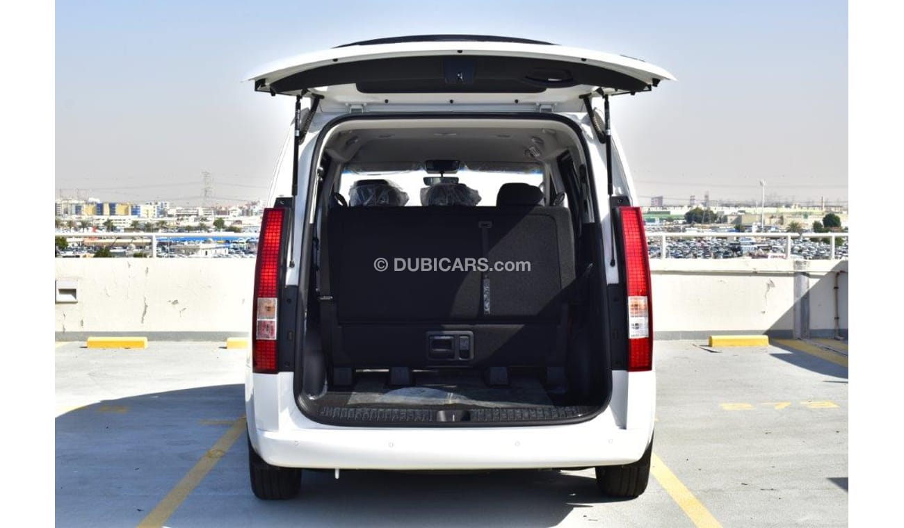 New Hyundai Staria 2.2L CRDI 9 Seat FWD Manual Transmission 2022 for