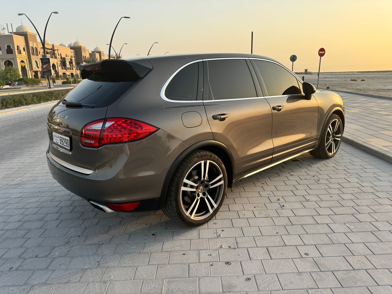 Porsche Cayenne GCC 2013 / 148000 km