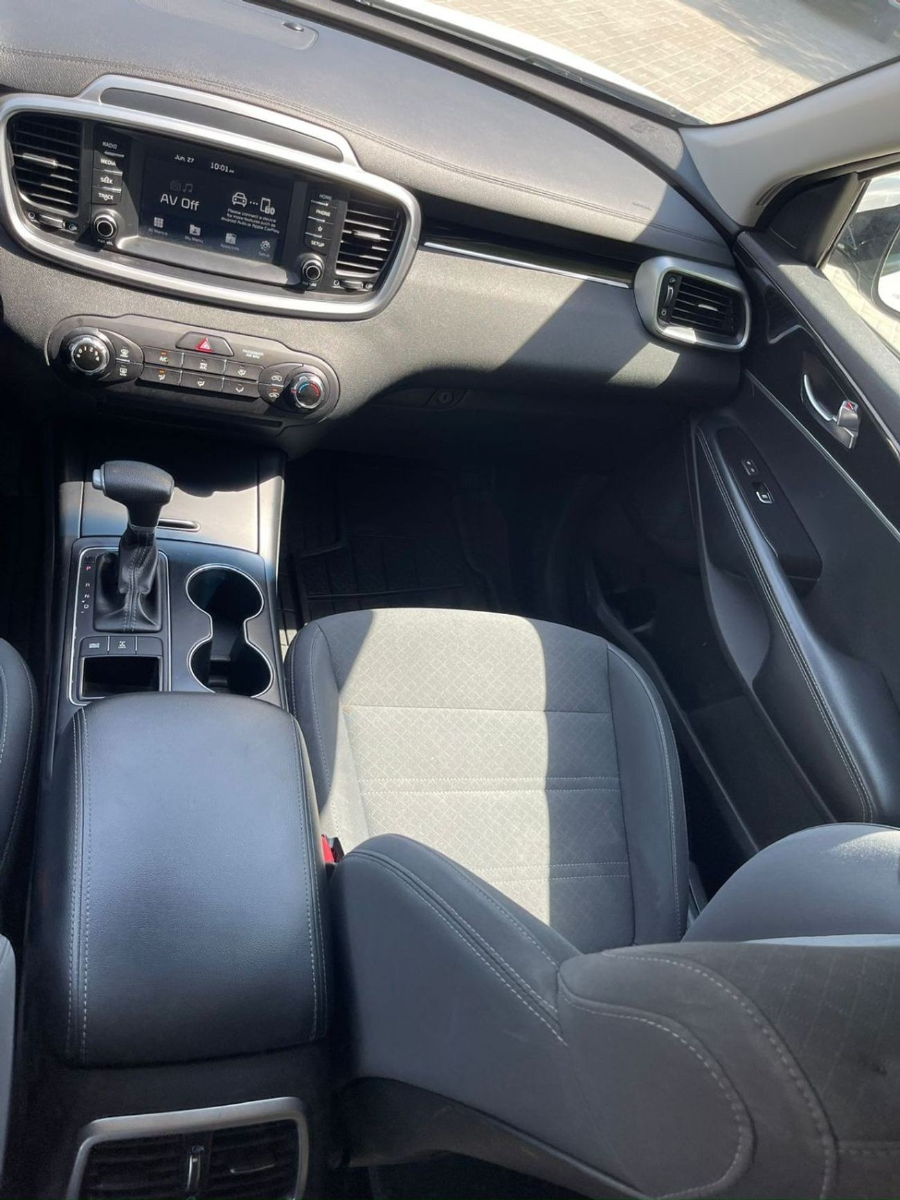 كيا سورينتو متوسط المواصفات