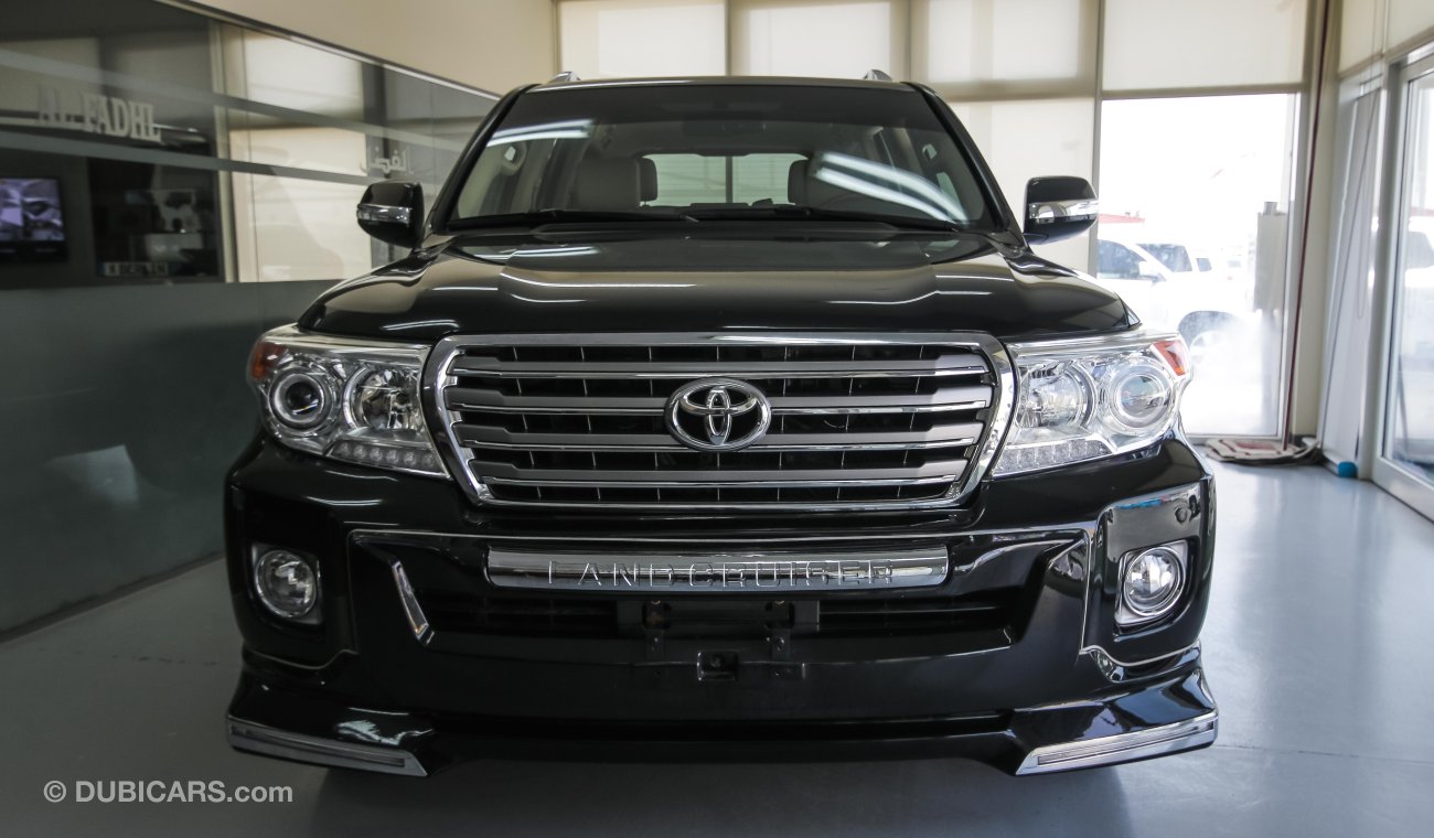 Toyota Land Cruiser VX-R 5.7 V8