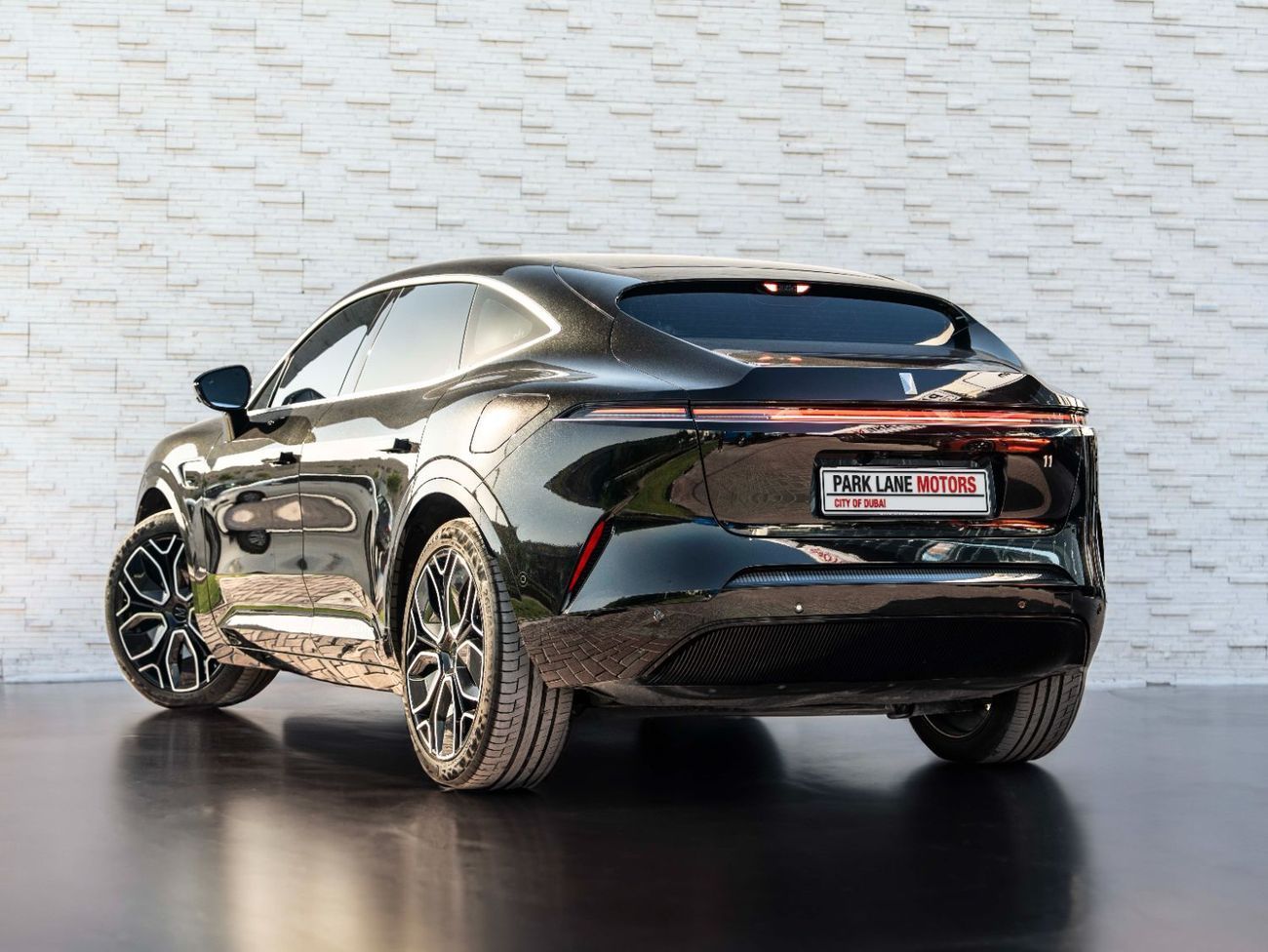 Avatr 11 Performance AWD