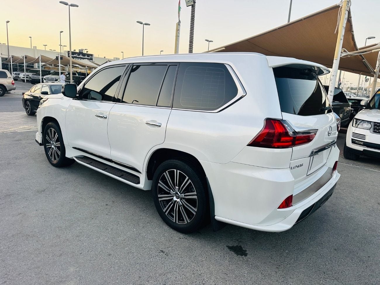 لكزس LX 570